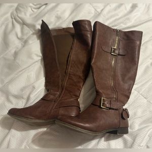 Women’s knee high boots